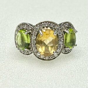 Vintage Sterling Silver Tri-Stone CZ Ring Size 7